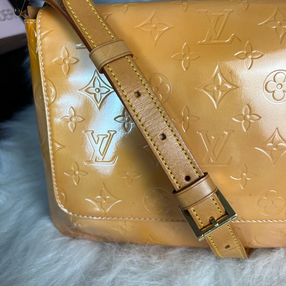 Louis Vuitton Thompson Vernis - Picture 2 of 16